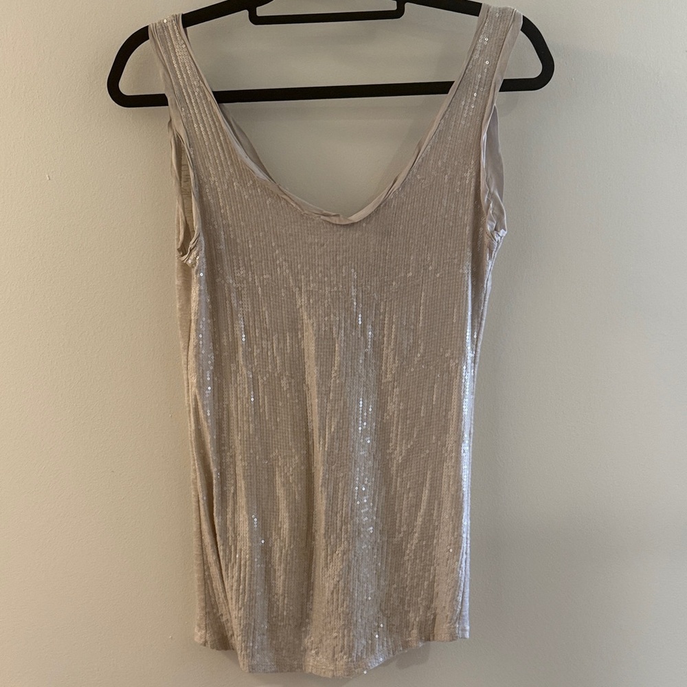 NWT Scandal Elegant Sequin Sleeveless and Low Back Top